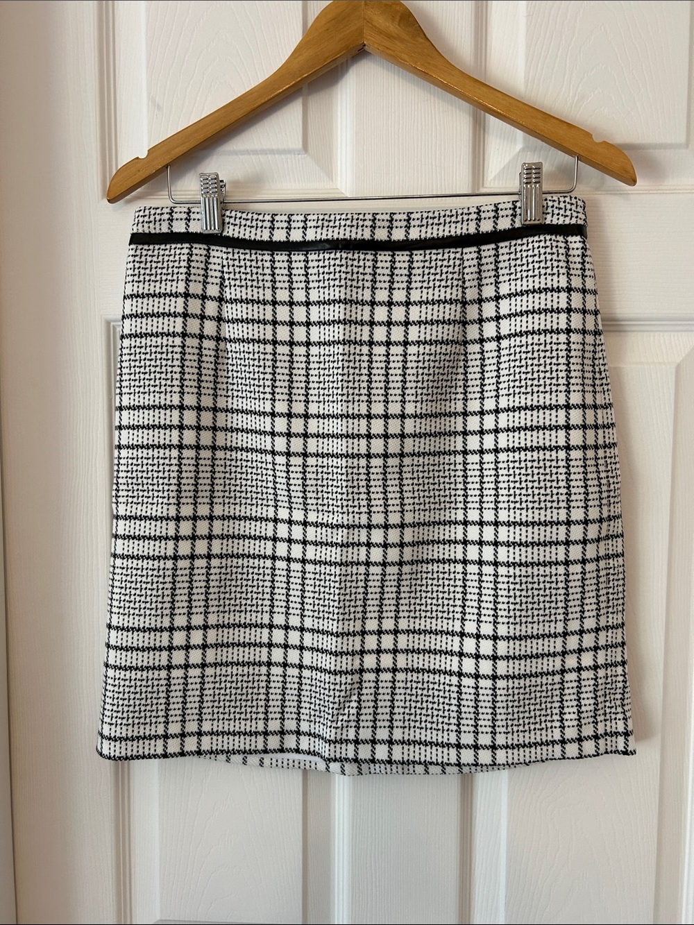 White House Black Market Black and White Checkered Mini Skirt